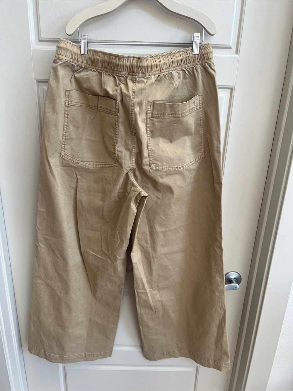Anthropologie Pilcro Drawstring
Wide Leg Pants Khaki Tan Sz L NWT summer relax - Picture 5 of 9